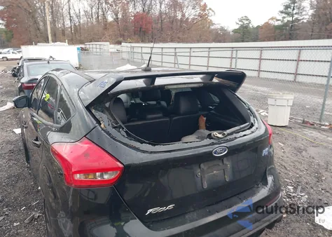 2016 Ford Focus Rs из США, поврежденный, VIN WF0DP3TH7G4116327